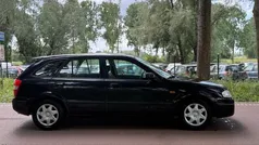 Zwart, metallic lak Gebruikt 1999 Mazda 323 Hatchback | € 999 (Eerlijke prijs)