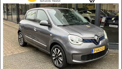Occasion Renault Twingo Intens 60 kW (82 PK) 2022 Grijs met. metallic Hatchback