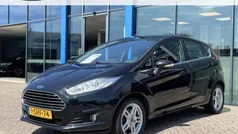 Zwart, metallic lak Gebruikt 2013 Ford Fiesta Titanium Hatchback | € 7.850 (Eerlijke prijs)