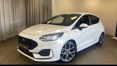 Wit Gebruikt 2023 Ford Fiesta ST-Line Hatchback | € 23.945 (Eerlijke prijs)
