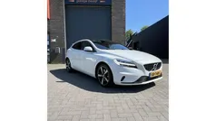 Gebruikt 2017 Volvo V40 R-Design Stationwagen | € 17.999 (Eerlijke prijs)