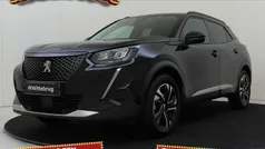 Zwart Gebruikt 2023 Peugeot 2008 Allure SUV | € 24.425 (Eerlijke prijs)
