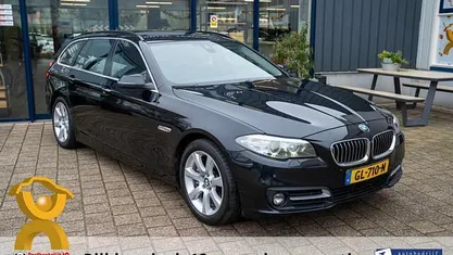 Zwart, metallic lak Gebruikt 2014 BMW 530 Executive Stationwagen | € 14.940 (Eerlijke prijs)