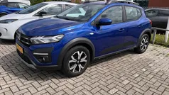 Gebruikt 2022 Dacia Sandero Expression Hatchback | € 15.340 (Eerlijke prijs)