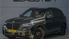 Zwart Gebruikt 2022 BMW X5 M Sport SUV | € 69.900 (Eerlijke prijs)