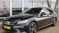 Blauw Gebruikt 2021 Mercedes C300e Stationwagen | € 27.795 (Goede deal)