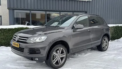 Grijs (metallic) Gebruikt 2012 VW Touareg Highline SUV | € 12.950 (Super prijs)