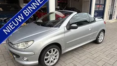 Gebruikt 2004 Peugeot 206 CC Cabriolet | € 1.699 (Eerlijke prijs)