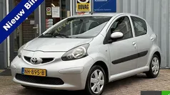Grijs Gebruikt 2008 Toyota Aygo Hatchback | € 3.450 (Eerlijke prijs)