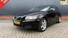 Zwart Gebruikt 2011 Volvo V50 Stationwagen | € 5.995 (Eerlijke prijs)