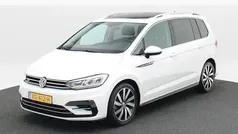 Wit Gebruikt 2018 VW Touran R-line MPV | € 31.650 (Eerlijke prijs)