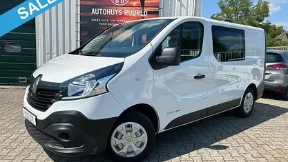 Occasion 2017 Renault Trafic MPV | € 352