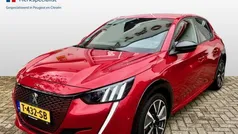 Rood Gebruikt 2021 Peugeot e-208 GT Hatchback | € 20.950 (Eerlijke prijs)