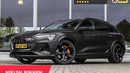 Zwart Gebruikt 2021 Audi e-tron S-Line SUV | € 43.800 (Eerlijke prijs)