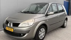 Grijs Gebruikt 2007 Renault Scénic II Dynamique MPV | € 2.490 (Eerlijke prijs)