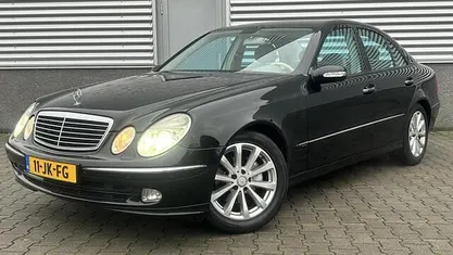 Occasion 2002 Mercedes E240 Avantgarde Sedan | € 2.999 (Eerlijke prijs)