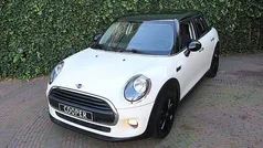 Wit Gebruikt 2019 Mini Cooper Business Hatchback | € 14.950 (Goede deal)