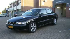 Gebruikt 2003 Volvo S60 Sedan | € 2.900 (Eerlijke prijs)