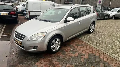 Gebruikt 2009 Kia Ceed Hatchback | € 2.250 (Eerlijke prijs)