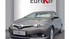 Gebruikt 2017 Toyota Auris Comfort Sedan | € 13.990 (Eerlijke prijs)