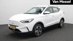 Wit Gebruikt 2022 MG ZS Comfort Sedan | € 18.900 (Eerlijke prijs)
