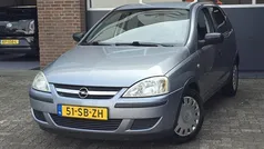 Gebruikt 2005 Opel Corsa Essentia Hatchback | € 1.995 (Eerlijke prijs)