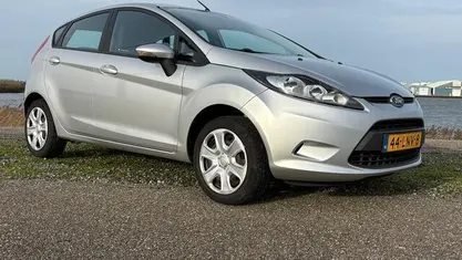 Occasion Ford Fiesta Limited 60 PK (44 kW) 2010 Grijs Hatchback