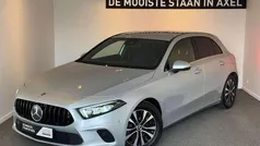 Zilver (metallic) Gebruikt 2019 Mercedes A180 Business Hatchback | € 19.950 (Super prijs)