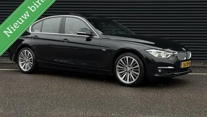 Occasion BMW 320 Luxury Line 184 PK (135 kW) 2019 Zwart Sedan