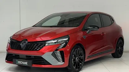 Rood Occasion 2023 Renault Clio V Esprit Alpine Hatchback | € 23.695 (Eerlijke prijs)