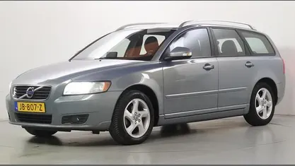 Occasion 2012 Volvo V50 Summum Stationwagen | € 2.900 (Goede deal)
