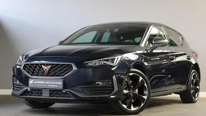 Blauw Gebruikt 2025 Cupra Leon VZ Hatchback | € 25.395 (Super prijs)