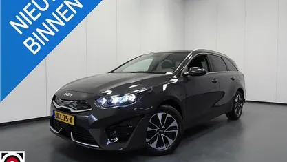 Grijs Occasion 2022 Kia Ceed Sportswagon Stationwagen | € 22.945 (Eerlijke prijs)