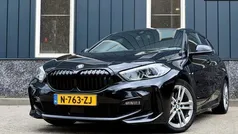 Zwart Gebruikt 2021 BMW 118 M Sport Hatchback | € 25.950 (Eerlijke prijs)
