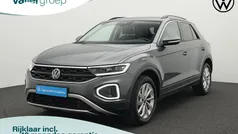 Grijs Gebruikt 2024 VW T-Roc Edition SUV | € 33.800 (Eerlijke prijs)
