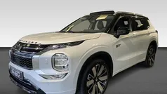 Gebruikt 2025 Mitsubishi Outlander Instyle SUV | € 58.930 (Eerlijke prijs)