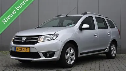 Grijs Gebruikt 2014 Dacia Logan MCV Prestige MPV | € 6.224 (Eerlijke prijs)