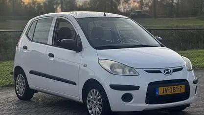 Wit Gebruikt 2009 Hyundai i10 Pure Hatchback | € 2.299 (Eerlijke prijs)