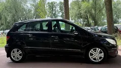 Zwart, metallic lak Gebruikt 2008 Mercedes B200 MPV | € 2.899 (Goede deal)