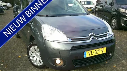 Grijs Gebruikt 2015 Citroën Berlingo MPV | € 3.950 (Goede deal)