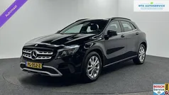 Zwart Gebruikt 2017 Mercedes GLA180 Business SUV | € 19.000 (Eerlijke prijs)
