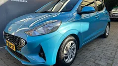 Blauw Gebruikt 2022 Hyundai i10 Comfort Hatchback | € 10.950 (Eerlijke prijs)