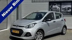 Grijs, metallic lak Gebruikt 2014 Hyundai i10 Hatchback | € 6.498 (Eerlijke prijs)