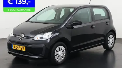 Gebruikt 2020 VW up! move up! Hatchback | € 12.290 (Eerlijke prijs)