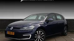 Blauw Gebruikt 2020 VW e-Golf Hatchback | € 14.495 (Eerlijke prijs)