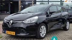Zwart Gebruikt 2015 Renault Clio GrandTour Night&Day Stationwagen | € 6.950 (Goede deal)