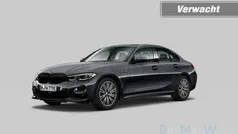Grijs Gebruikt 2020 BMW 330 M Sport Sedan | € 29.750 (Eerlijke prijs)