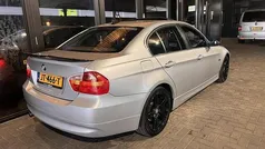 Grijs Gebruikt 2005 BMW 325 Sedan | € 4.950 (Eerlijke prijs)