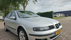 Grijs Gebruikt 2002 Seat Leon Sport Hatchback | € 999 (Eerlijke prijs)