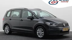 Grijs Gebruikt 2016 VW Touran MPV | € 18.450 (Eerlijke prijs)